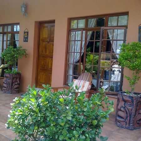 Harmony Guesthouse Mbombela Buitenkant foto