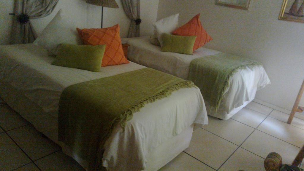 Harmony Guesthouse Mbombela Kamer foto