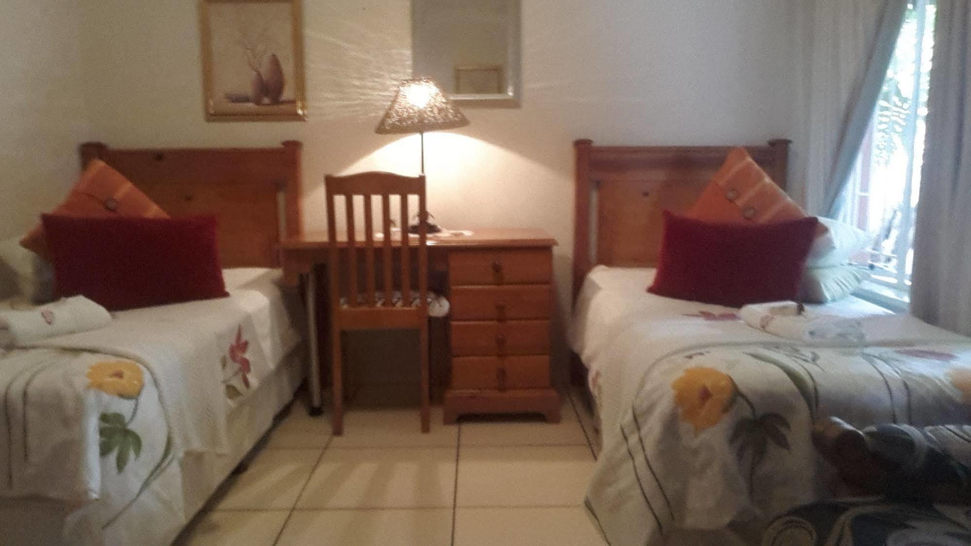 Harmony Guesthouse Mbombela Buitenkant foto